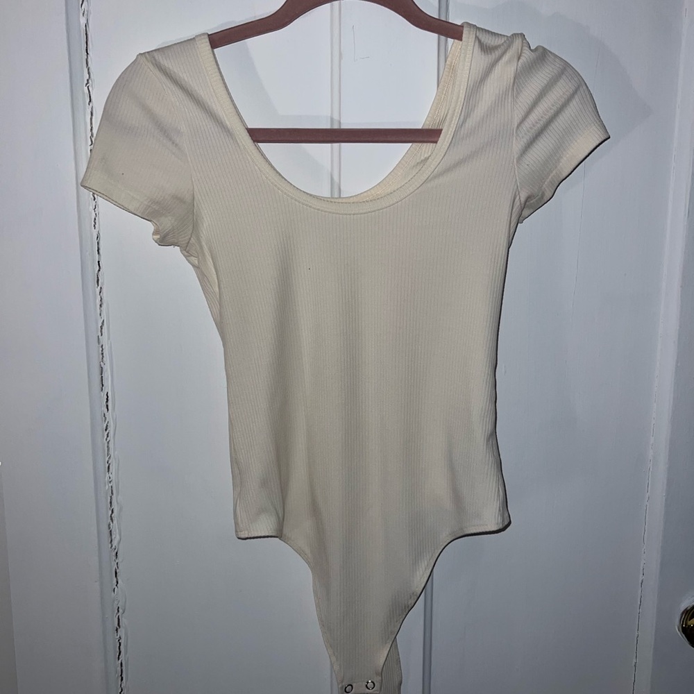 American Eagle Outfitters Cream Fitted Bodysuit with Cap Sleeves